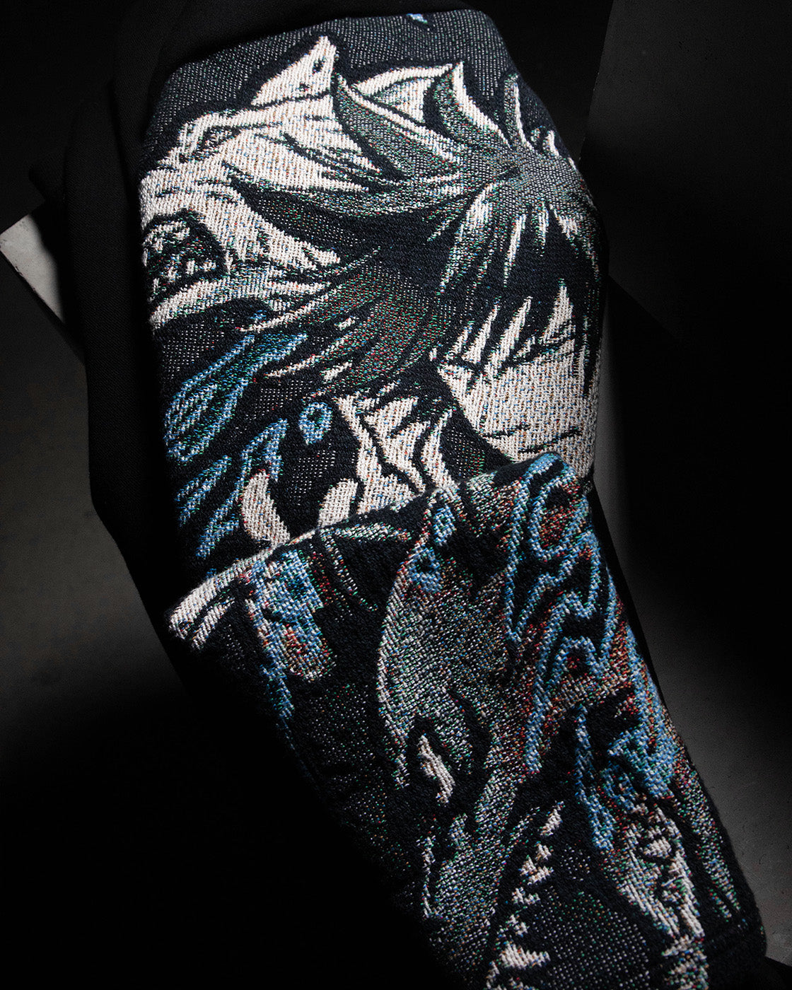 WOLVES / Relaxed Fit